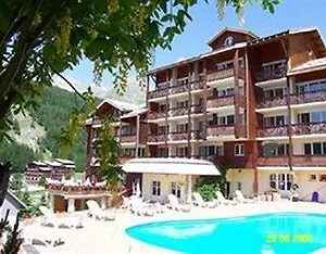 Du Hameau 3* Allos